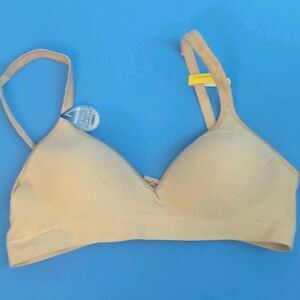Hanes Size m Womens Beige Lightly Lined Wireless Back Closure Bralette Bra